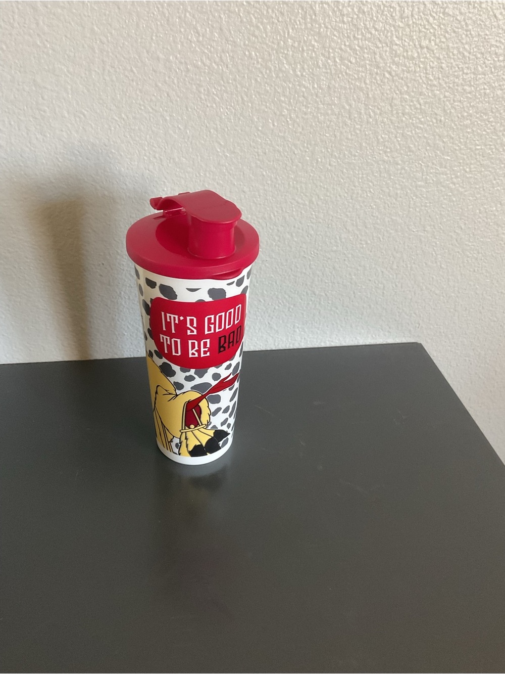 Tupperware Red-Lid Graphic Travel Tumbler with Black & White Print - Picture 2 of 4